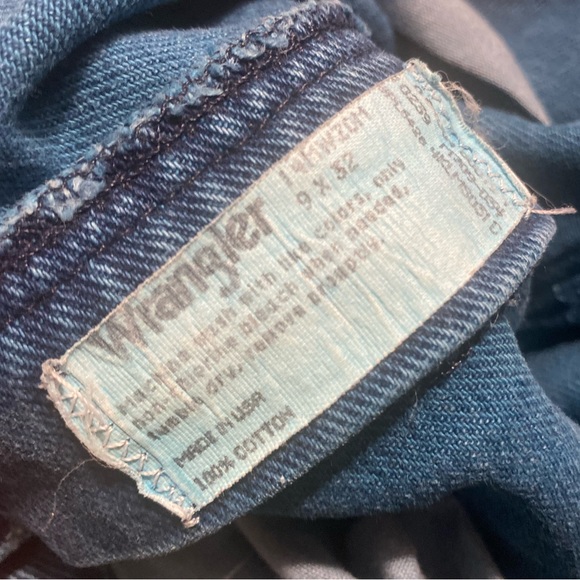 Blue Wash Straight Jeans - Picture 2 of 5